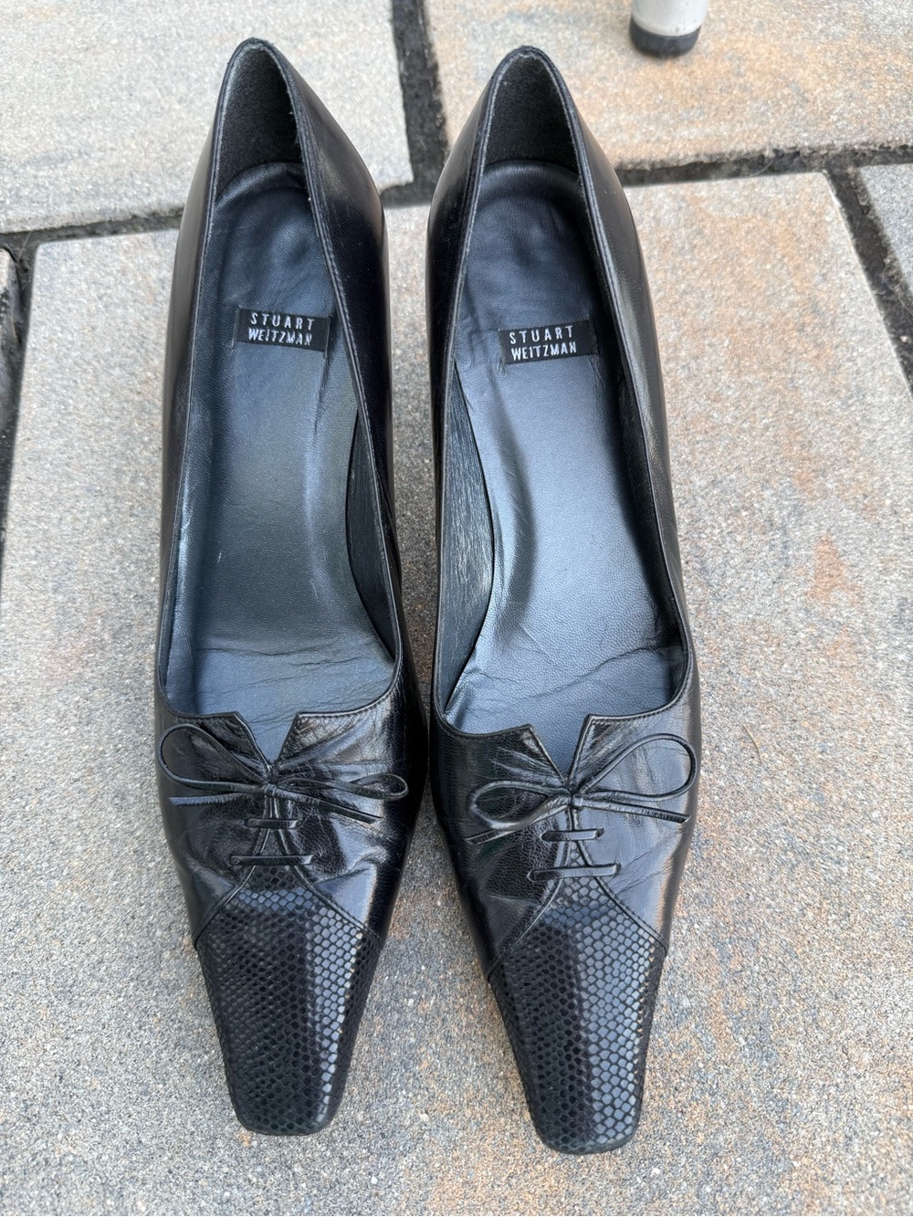 Stuart Weitzman Black Leather Pointed Toe Pumps size 7